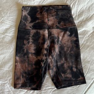Lululemon biker shorts